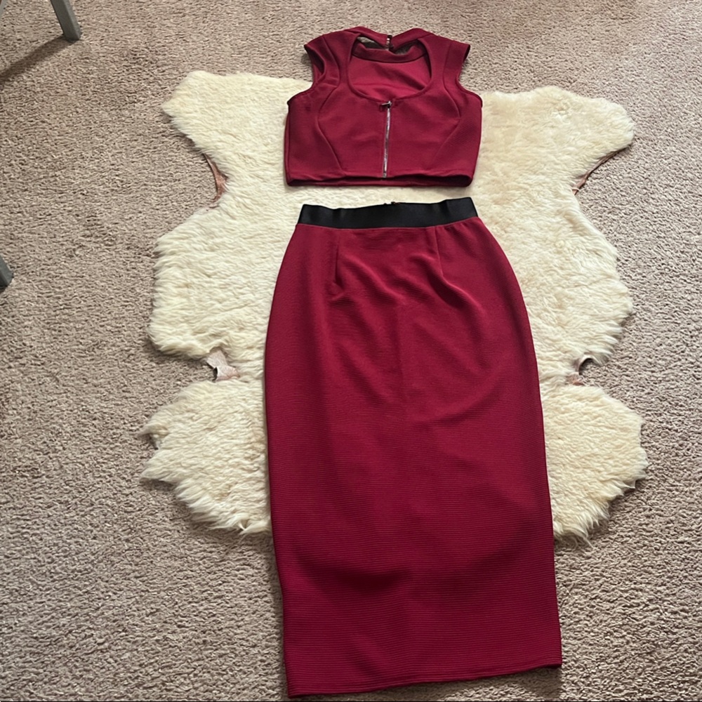 bebe Red Pencil Skirt Set - Picture 2 of 4